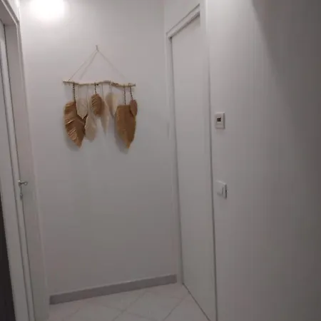 White House Дом отдыха *